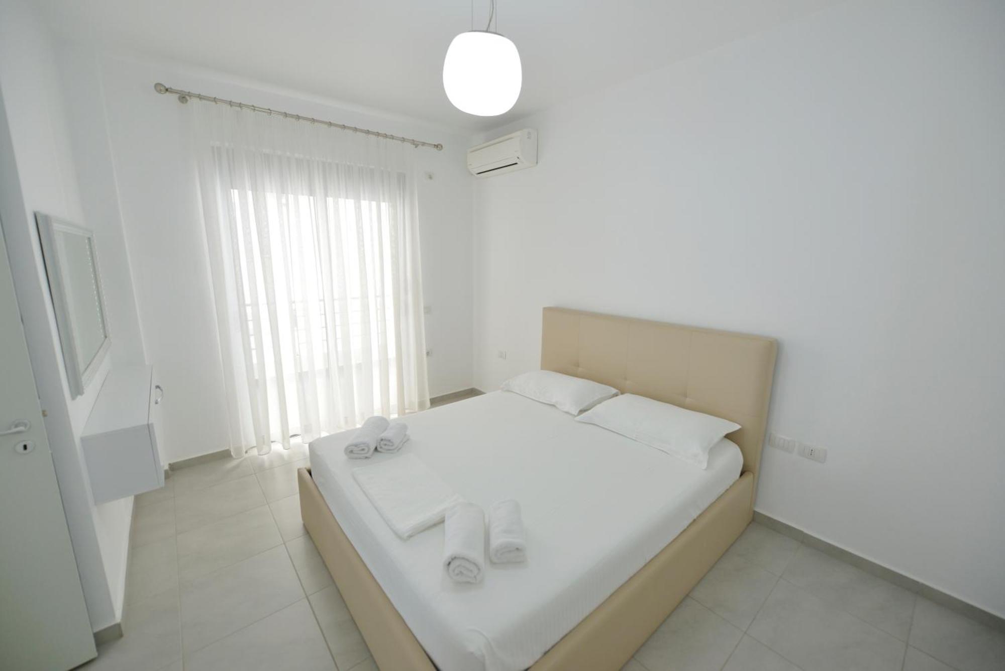 Apt Sarande Exterior photo