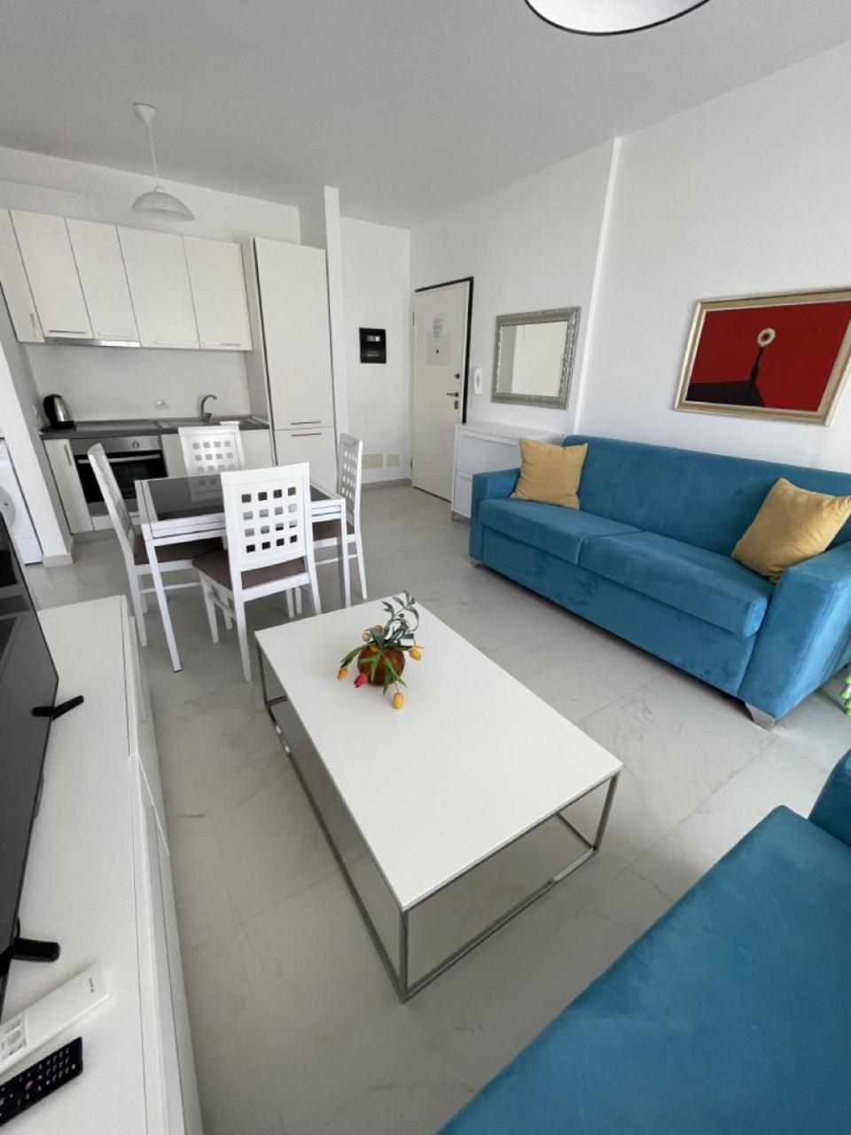 Apt Sarande Exterior photo