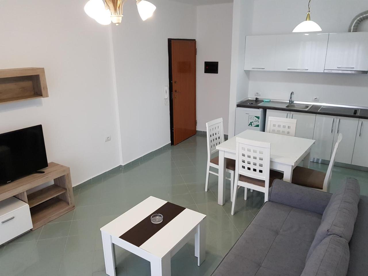 Apt Sarande Exterior photo