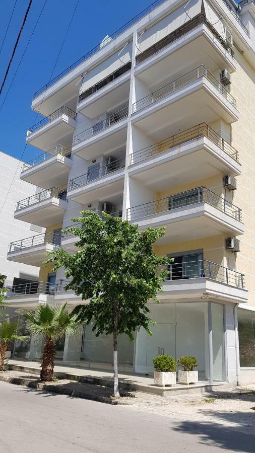 Apt Sarande Exterior photo